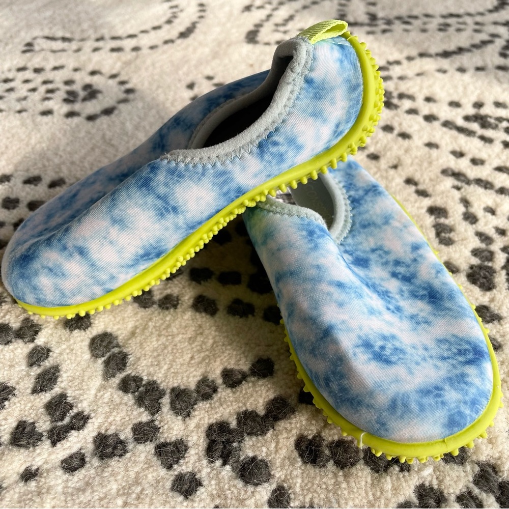 H&M Water Shoes, toddler 7.5